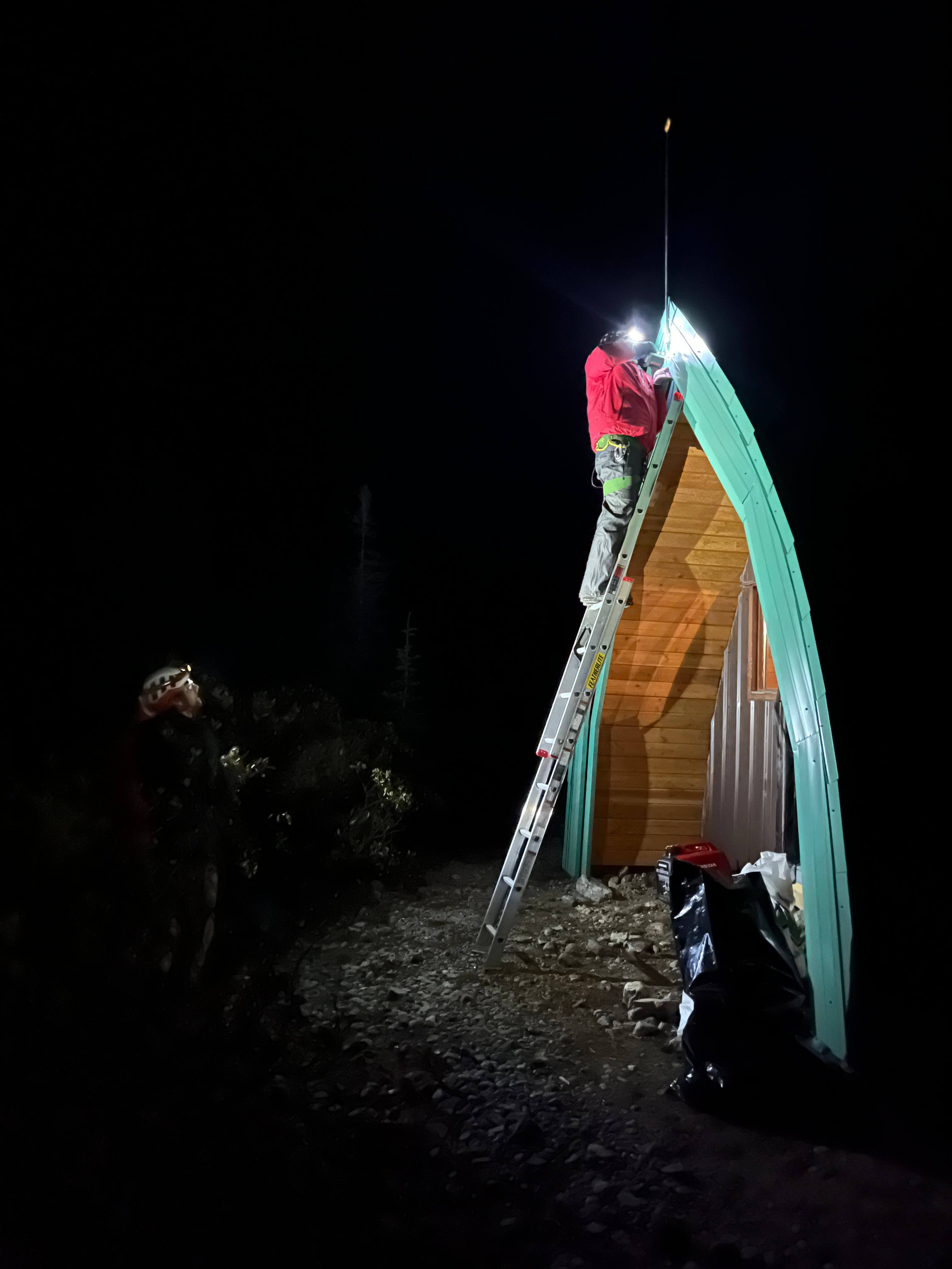 Jeff putting on the all-important finishing touch. PC: John Sherk