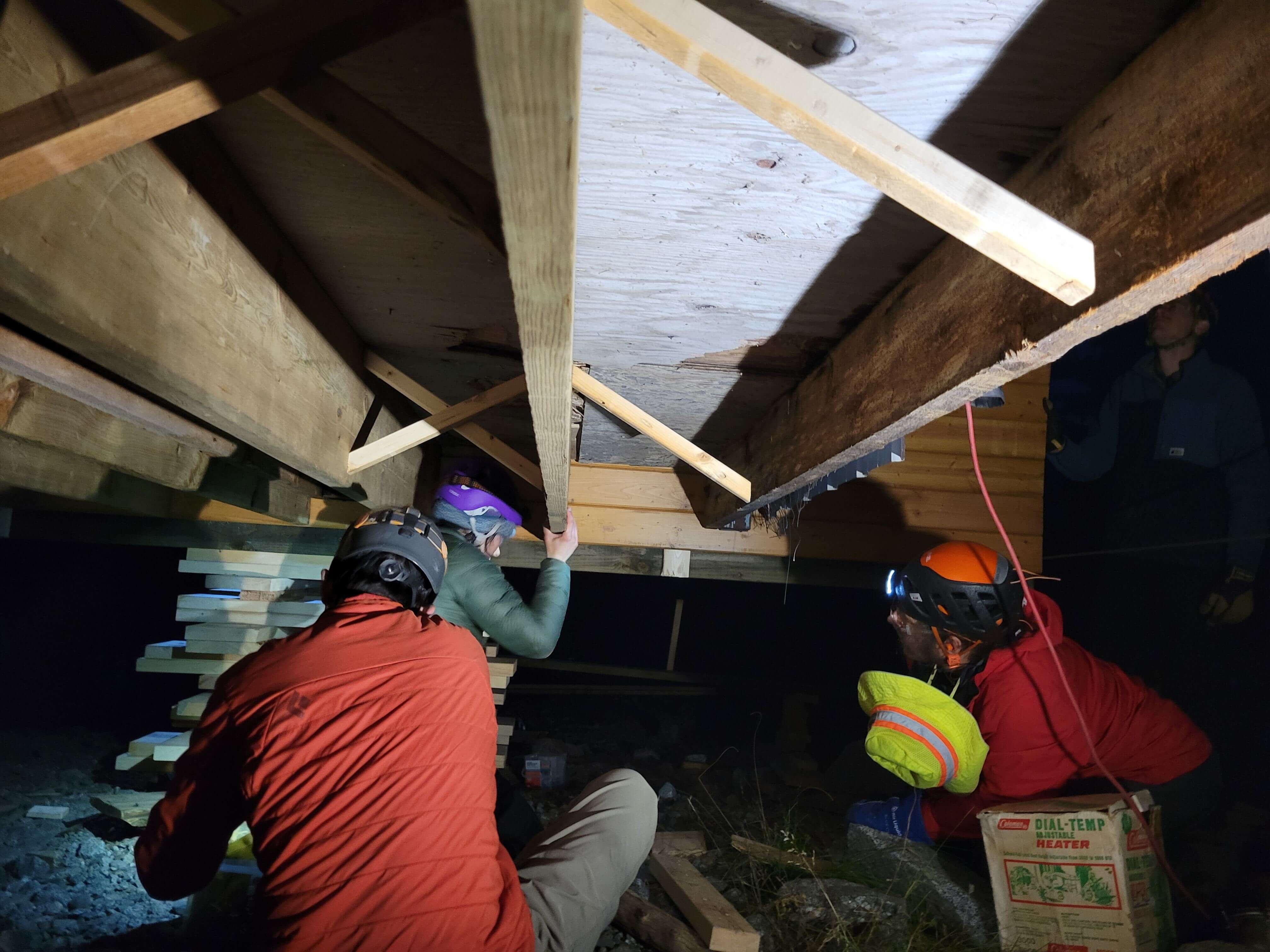Positioning the floor joists. PC: Anton Afanassiev